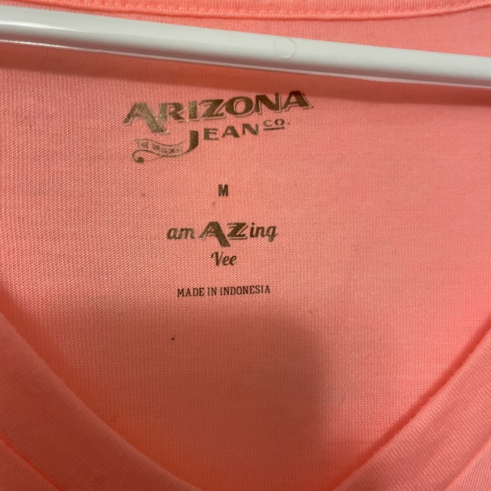 Tshirt - Picture 2 of 3